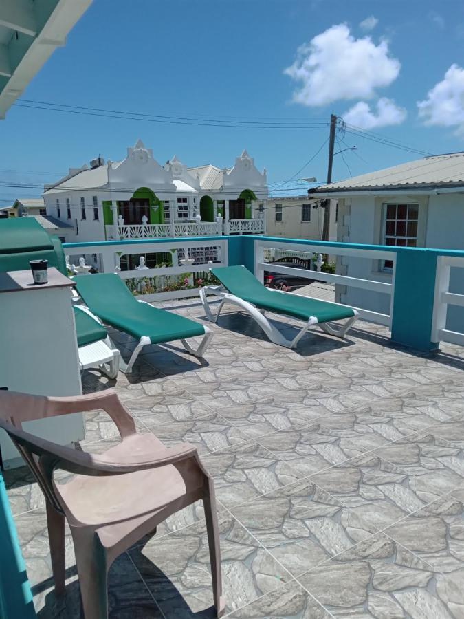 Michand Guest Apartments- Cozy One Or Two Bedroom- 5 Walk Minutes From Airport 10 Mins Drive To Oistins Or Beach Christchurch Eksteriør billede